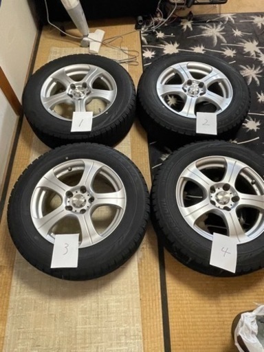 スタッドレスタイヤ　エスティマハイブリッド