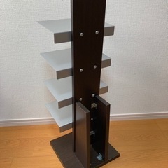 スタイリッシュ マガジンタワーの画像