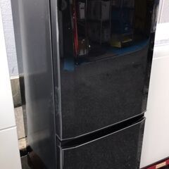 ☆中古 激安！！￥11,800！！＜目玉商品！＞MITSUBISHI　146㍑2ドア冷蔵庫　家電　2016年製　MR-P15EA-KK型　幅48cmｘ奥行60cmｘ高さ121cm　【BBK095】