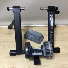 ＜美品＞MINOURA・ミノウラ・VFSローラー台・マグライザー付き