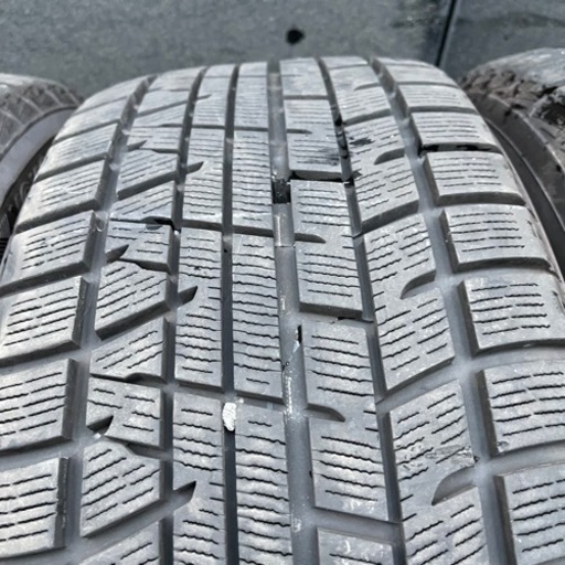極上タイヤ　YOKOHAMA IG50 235/45R18 スタッドレス  タイヤ　2013年製