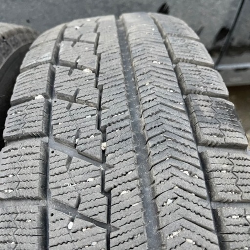 極上タイヤ　BRIDGESTONE VRX 175/70R14 スタッドレス  タイヤ　2017年製