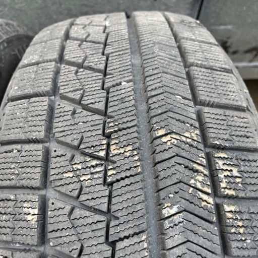 極上タイヤ　BRIDGESTONE VRX 205/60R16 スタッドレス  タイヤ　2018年製