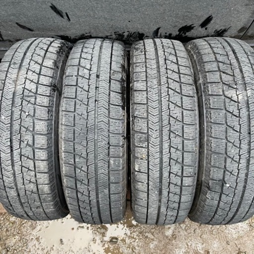 極上タイヤ　BRIDGESTONE VRX 155/65R14 スタッドレス  タイヤ　2018年製