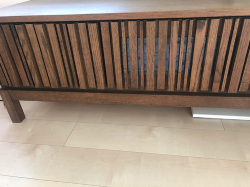 有名家具販売店 かねたや テレビ台154 cm。