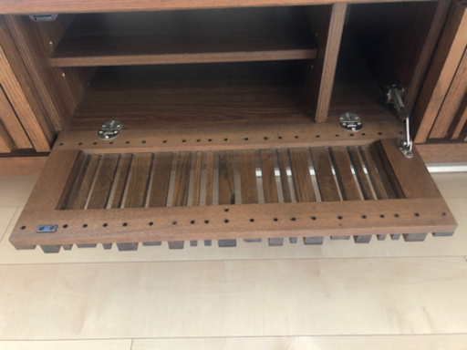 有名家具販売店 かねたや テレビ台154 cm。