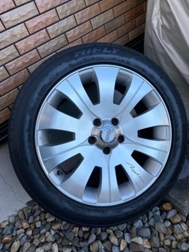 アルミホイール18インチ