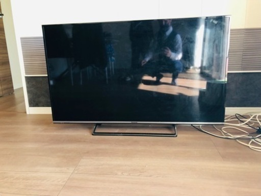 液晶テレビ