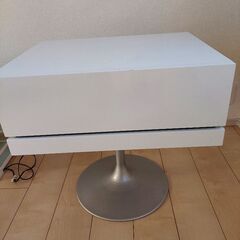 無料　おしゃれなテレビ台です