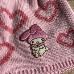 未使用品　マイメロ靴下、帽子、コムサ靴下の画像