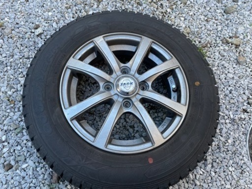 スタッドレスタイヤ4本セット　軽自動車用