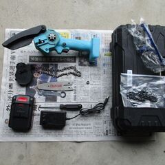 ミニチェーンソー　４インチ　（中古品）手渡しのみの画像