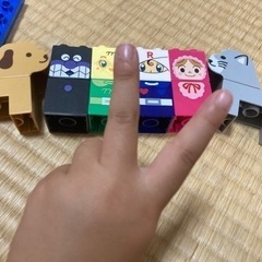 中古おもちゃと本