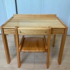 幼児用学習机&椅子①  ◇値下げ中です◇の画像