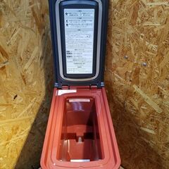 【愛品館市原店】エムケー精工 保冷米びつ HRC05S-R【愛市IFC】の画像