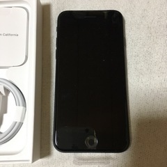 iPhone SE2 ブラック　64GB SIMロック解除済　新品未使用