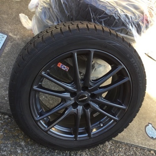 スタッドレスタイヤ　4本　ダンロップ　215／50R17