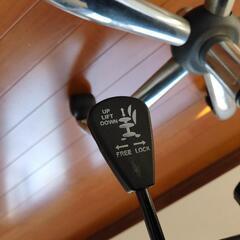 キャスター付きイス　チェアの画像