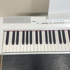 送料設置無料　電子ピアノ 付属品付き　YAMAHA P-105の画像