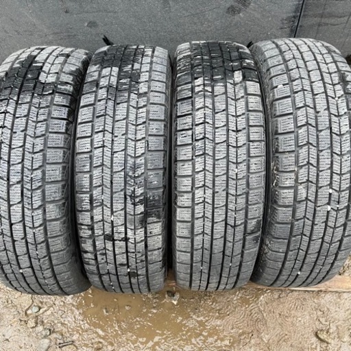 バリ山　DUNLOP DSX-2 205/70R15 スタッドレス  タイヤ　2012年製