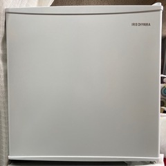 値下げ↓新品同様■ノンフロン冷蔵庫■ワンドア■2020年製
