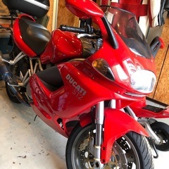 DUCATY  ST2