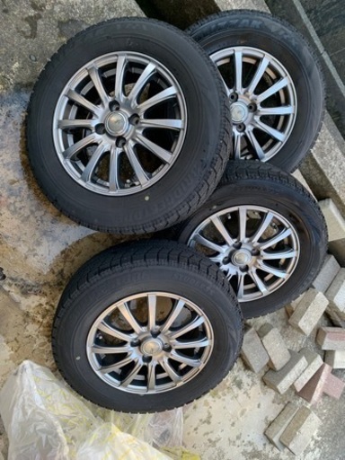 スタッドレスタイヤ ホイール付き