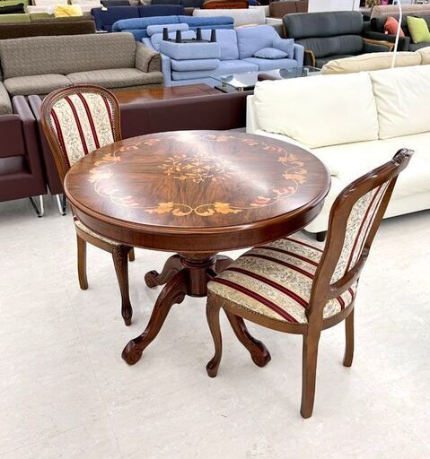 北海道千歳市発 イタリア製 輸入家具 アンティーク調 丸テーブル ダイニングセット 椅子2脚  象嵌 花模様 猫脚 カフェテーブル ラウンドテーブル
