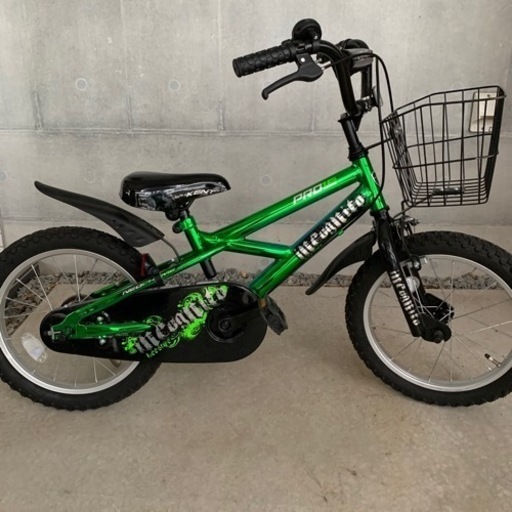子供　自転車　16インチ（取引中）