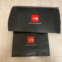 ノースフェイス　紙袋　包装箱の画像