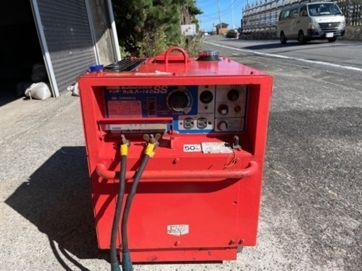 デンヨー エンジン溶接機です。