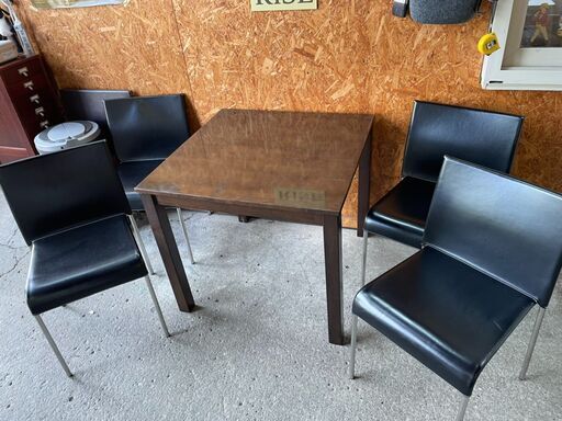 Q1002　ダイニングテーブルセット