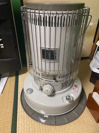 TOYOTOMI トヨトミ 自然通気形解放式石油ストーブ KS-67H 2018年製　極美品　売ります。直接引き取り歓迎！