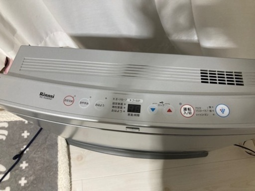 リンナイガスファンヒーター　15畳〜対応