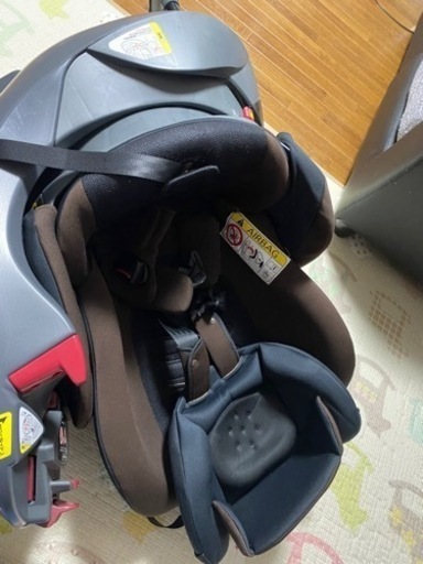 アップリカ　チャイルドシート　美品