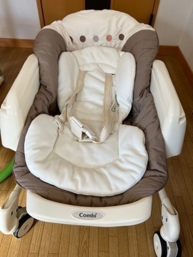 コンビ ハイローチェア ネムリラ