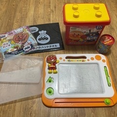 アンパンマン ブロック、天才脳らくがき教室、他おもちゃ