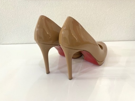 超美品⭐︎ルブタン　ハイヒール　人気色！