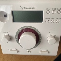 AM/FM 2バンドラジオラジオ　災害用　ソラー　手巻き　USB