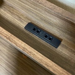 クイーンベッドフレームの画像