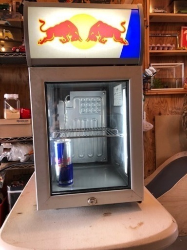 REDBULL レッドブル　小型冷蔵庫　ジャンク