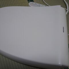 東芝製のウォシュレット売ります。