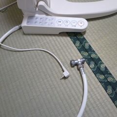 東芝製のウォシュレット売りますの画像