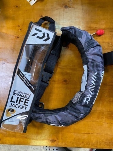 ダイワ　ライフジャケット　DF-2207