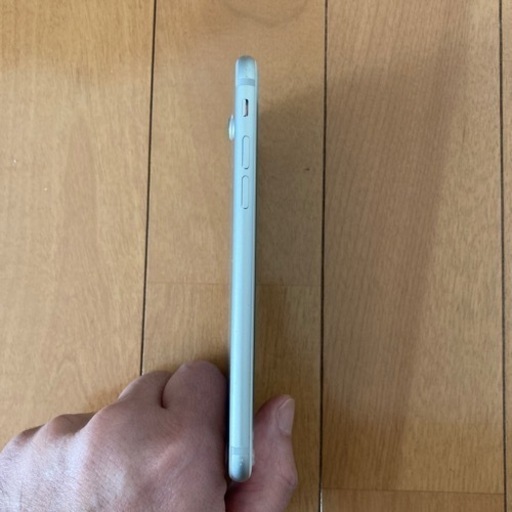 iPhone7本体 256G シルバー
