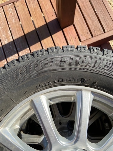 アトレーワゴンで使用したスタッドレスタイヤ、ホイール売ります