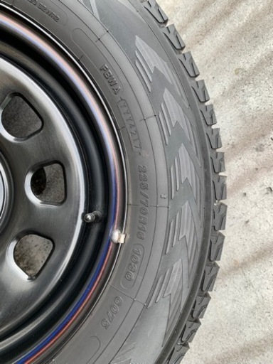 スタッドレス　ヨコハマ　iceGUARD G057 デリカD5 225/70R16