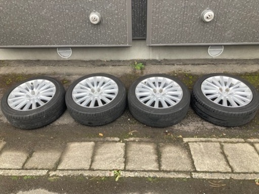 LS600 後期19インチ純正ホイールと新品タイヤ