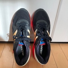 訂正！ランニングシューズ 25.5cmの画像