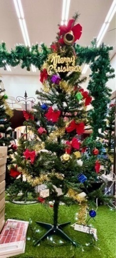 【新品】クリスマスツリー210cm（飾り付き）